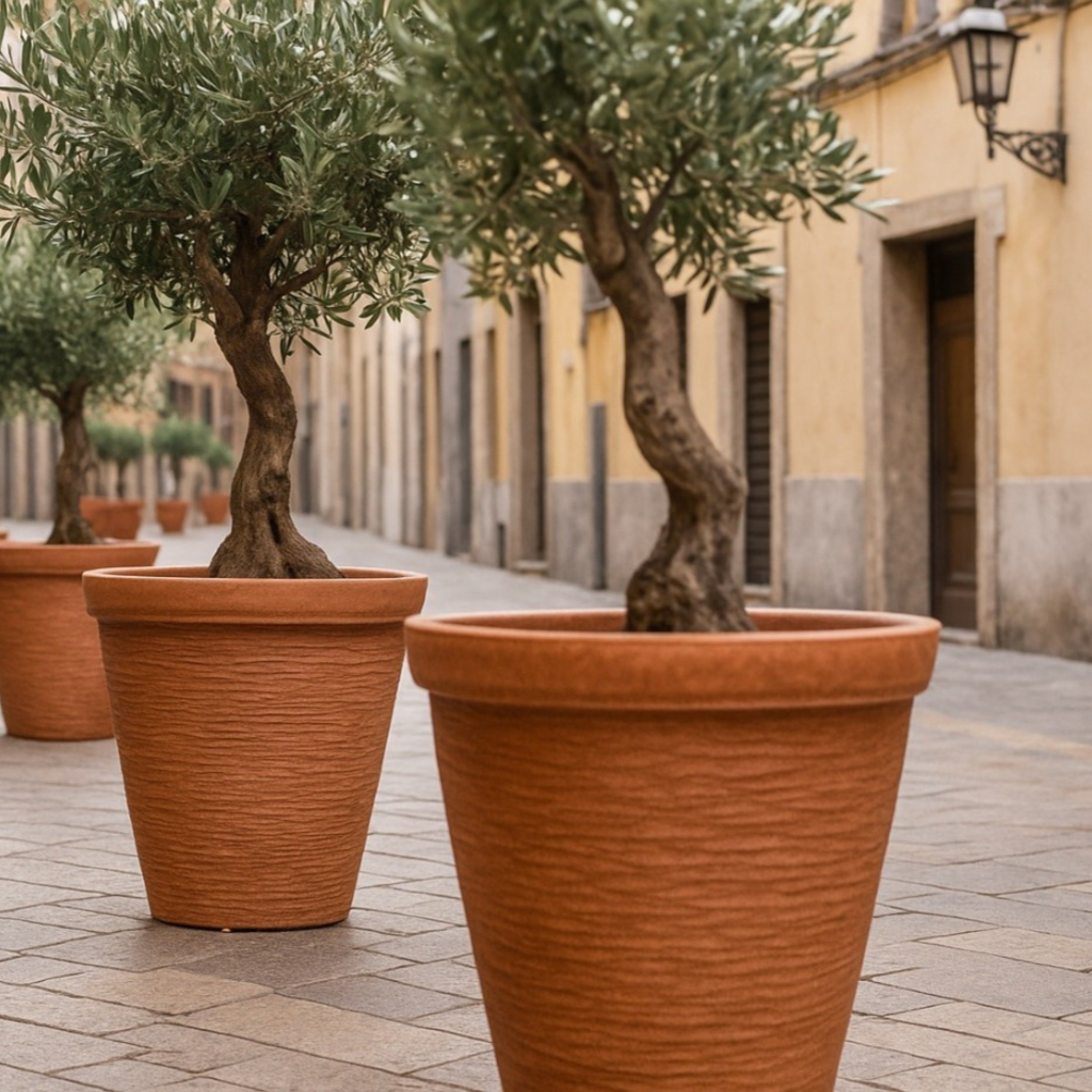 pots and planters Arinfa
